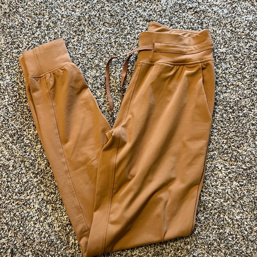 Camel Ascend Joggers
